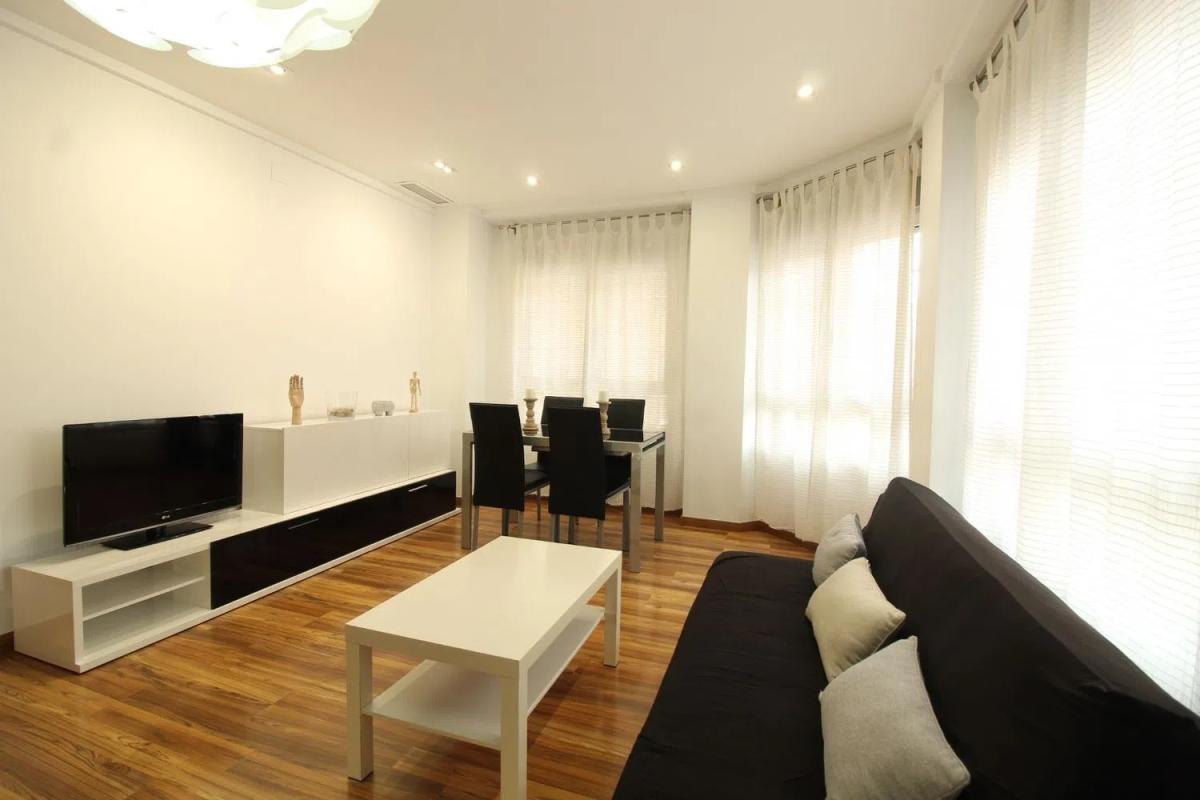 Sale of apartment in Plaza Castelar - Mercado Central, Elda
photo 2