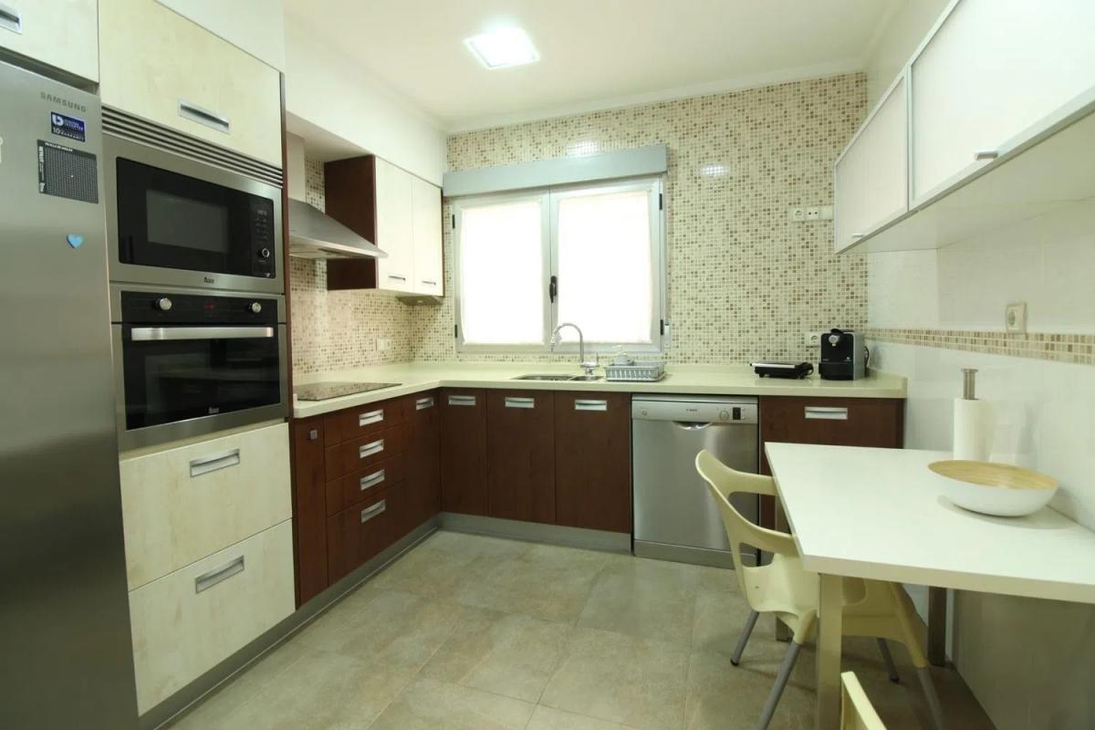 Sale of apartment in Plaza Castelar - Mercado Central, Elda
photo 3