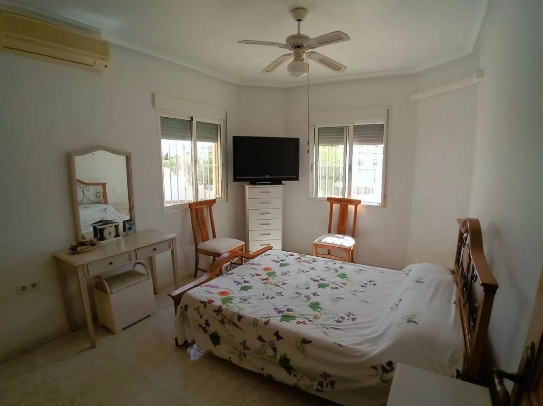 Недвижимость на продажу и в аренду в Испании photo 3