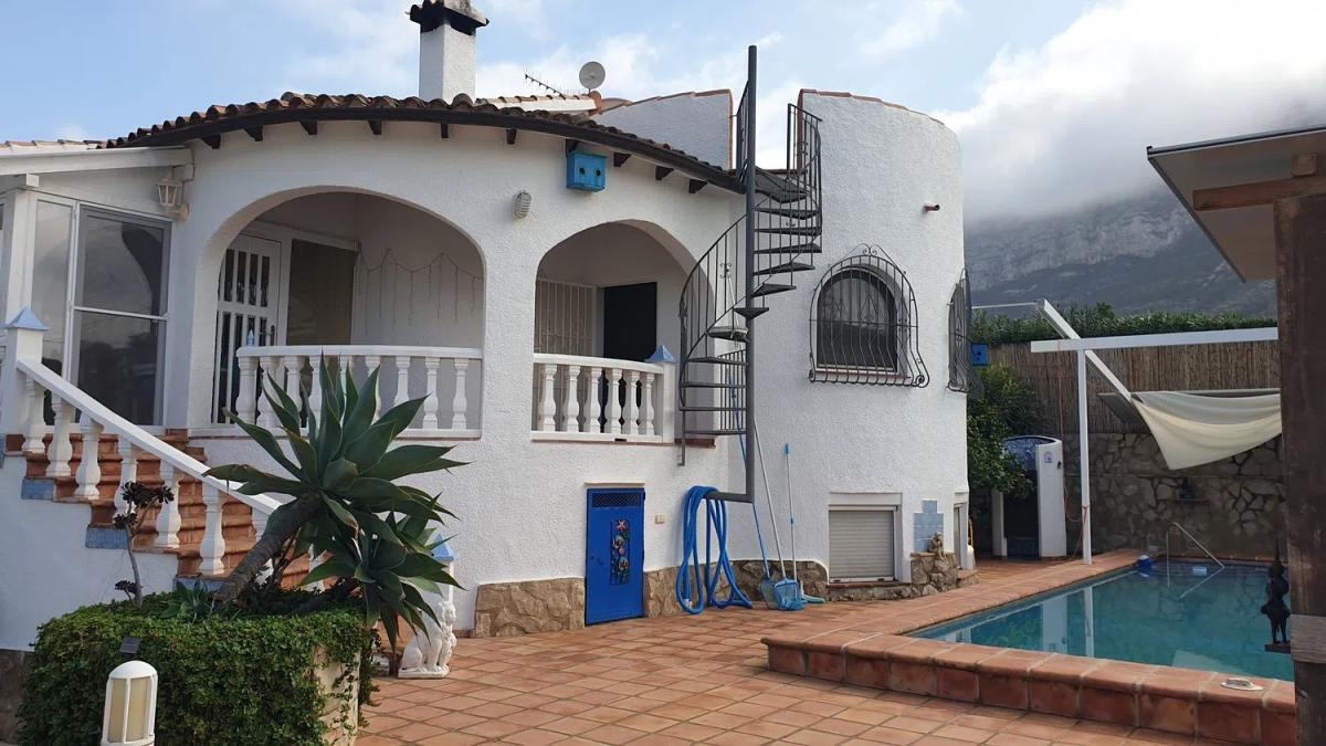 Properties for sale and rent in Spain photo 1