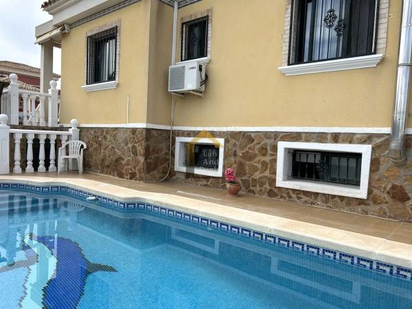 Detached villa for sale in , Benferri photo 1