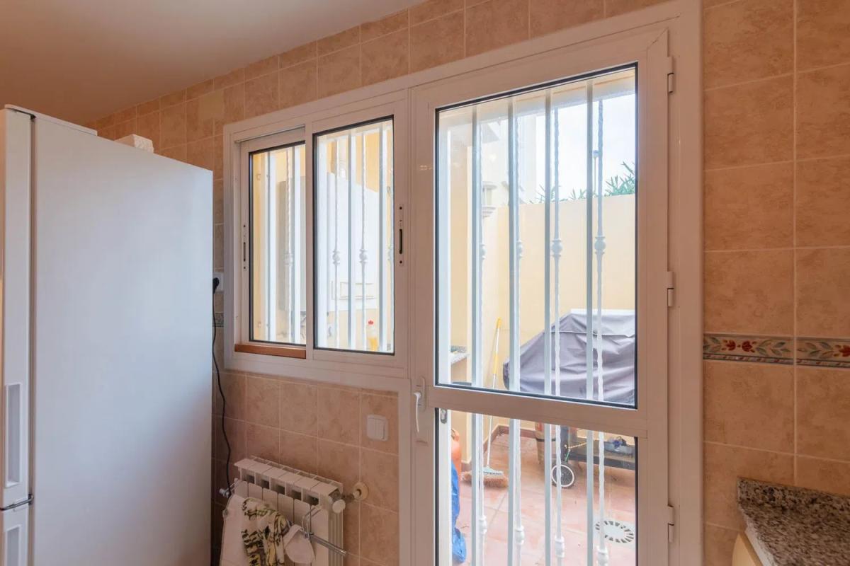 Недвижимость на продажу и в аренду в Испании photo 2