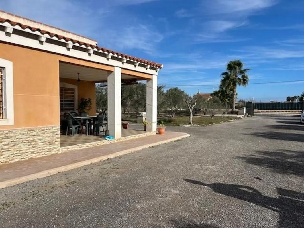 Properties for sale and rent in Spain photo 1