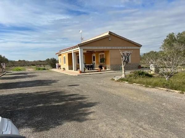 Casa independiente en pol. Derramador s/n thumbnail 2