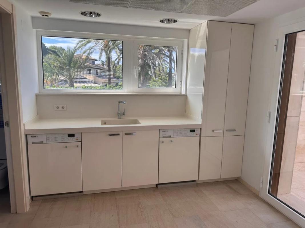 Venta de chalet independiente en Les Rotes/Las Rotas, Denia
photo 3