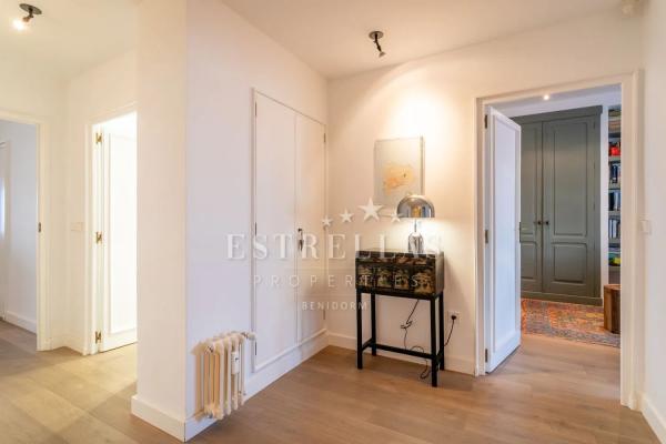 Piso en venta en Barrio San Gabriel, Alicante / Alacant photo 1