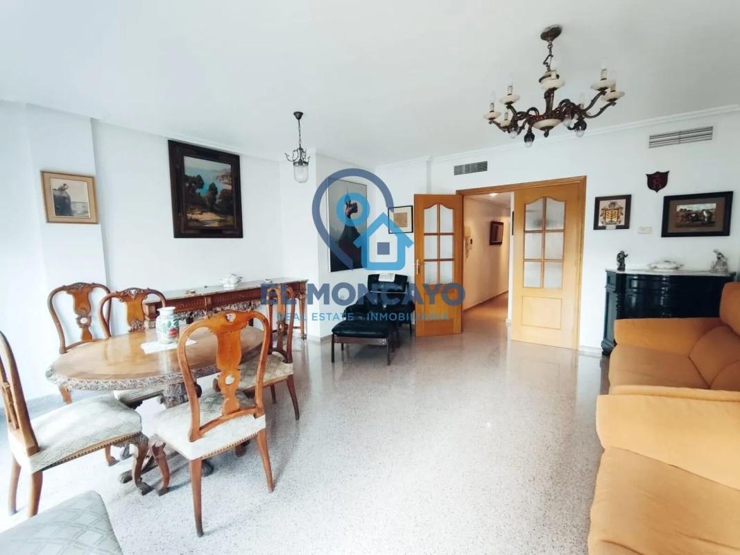 Sale of apartment in Calle Virgen del Pilar, Almoradí
 photo 3