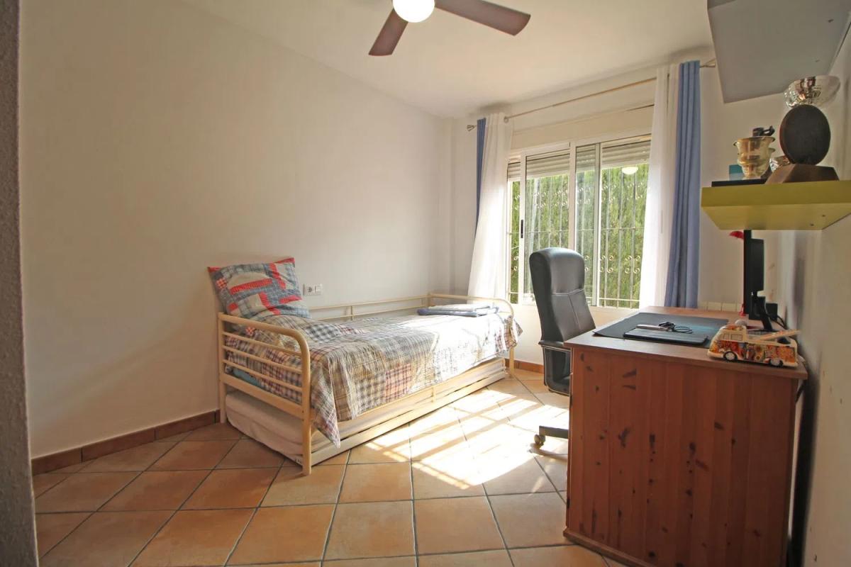 Properties for sale and rent in Spain photo 4