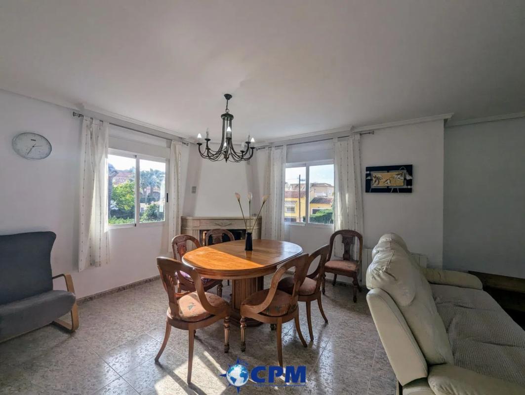 Недвижимость на продажу и в аренду в Испании photo 4
