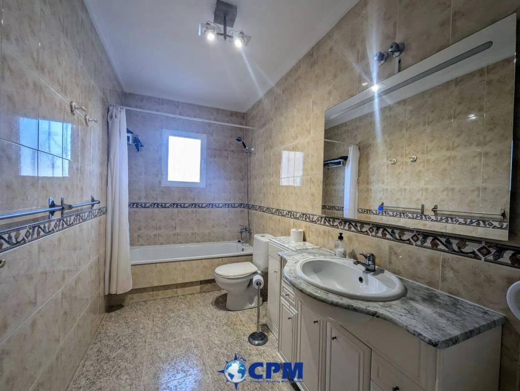 Недвижимость на продажу и в аренду в Испании photo 5