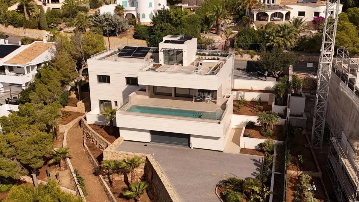 Sprzedaż niezależnego domku jednorodzinnego w Altea la Vella, Altea photo 1
