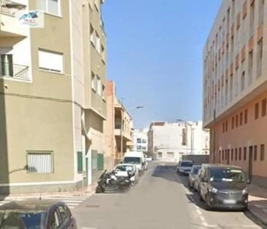 Piso en venta en Calle de l'Almirall Roger de Lluria, El Campello photo 1