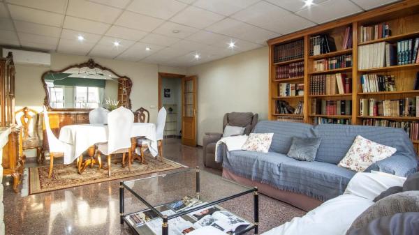 Apartment for sale in Centro, Elda thumbnail 2