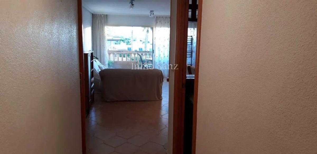 Sale of apartment in Calle dels Algepsers, El Campello
photo 2