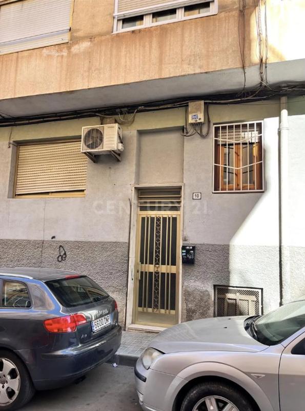 Sale of apartment in Calle Hermanos Pinzón, Elda
photo 5