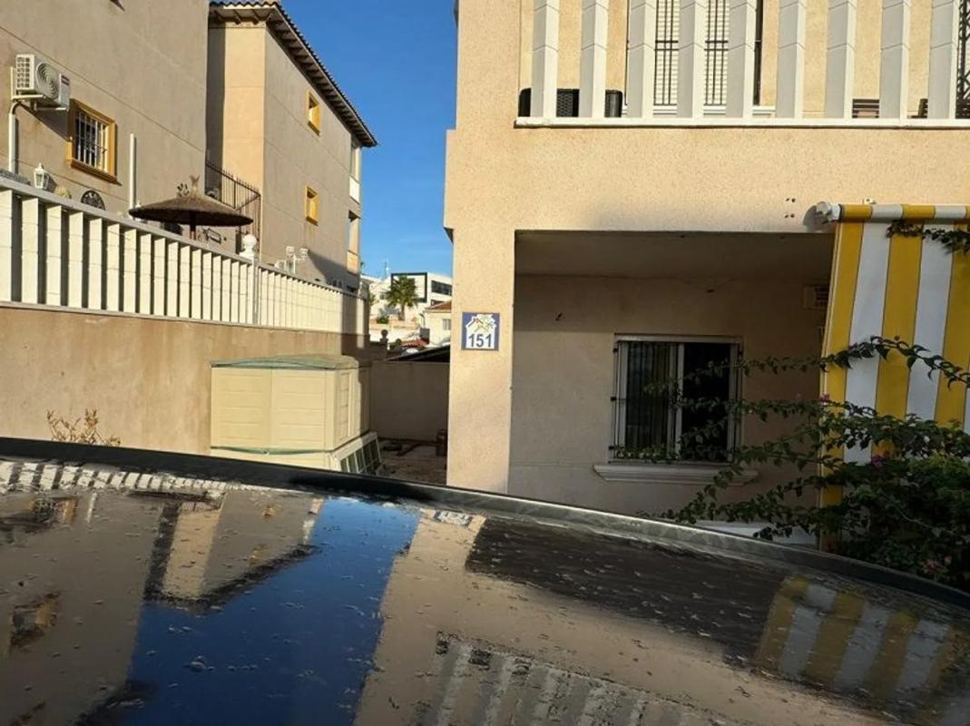 Venta de chalet independiente en Calle chile, 1, Orihuela
photo 4