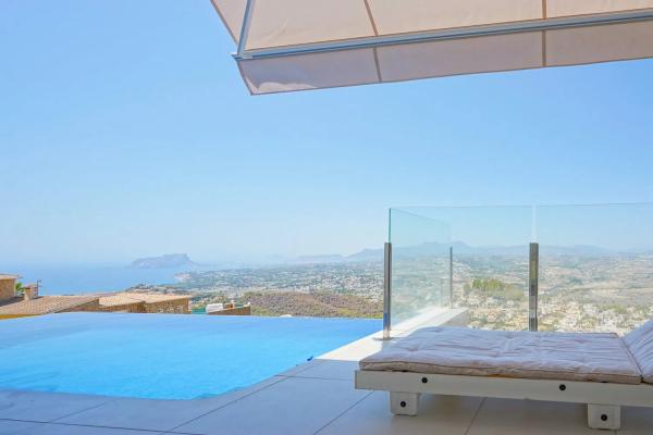 Detached villa for sale in Cumbre del Sol, Benitachell photo 1