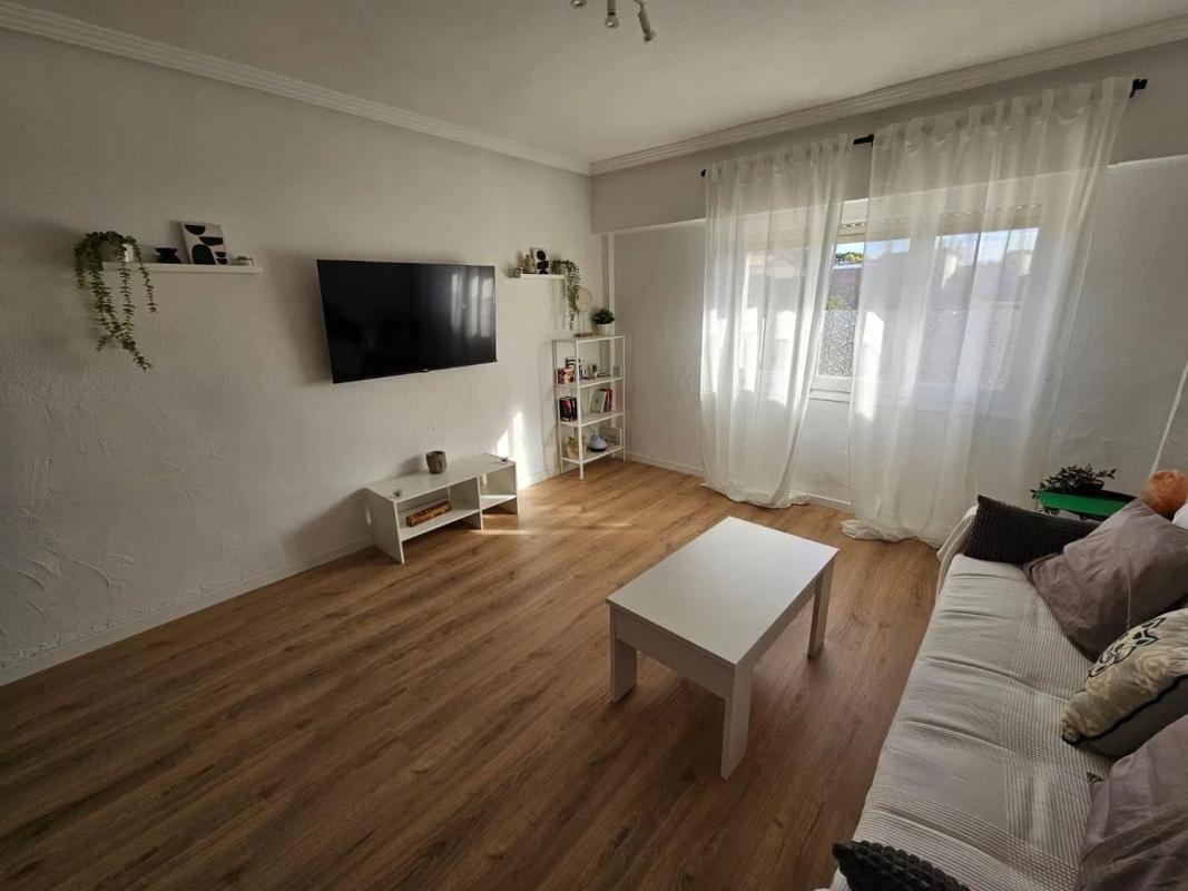 Sale of apartment in San Crispín - Huerta Nueva - Estación, Elda
photo 3