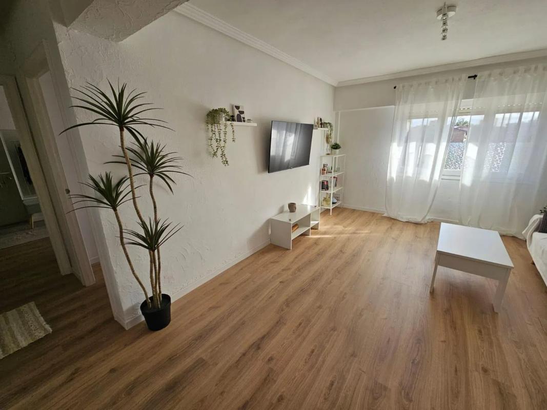 Sale of apartment in San Crispín - Huerta Nueva - Estación, Elda
photo 5