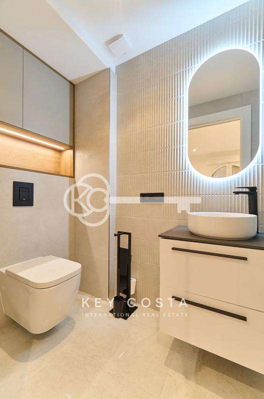 Продажа квартиры на Calle de Antonio Galdo Chápuli, Аликанте / Алакант
photo 2