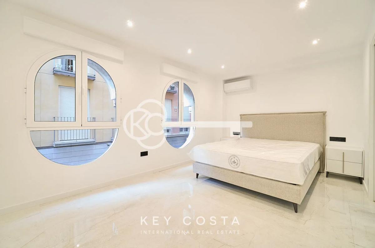 Продажа квартиры на Calle de Antonio Galdo Chápuli, Аликанте / Алакант
photo 3