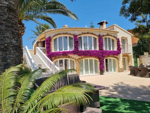 Detached villa for sale in Manzanera-Tosal, Calpe photo 1