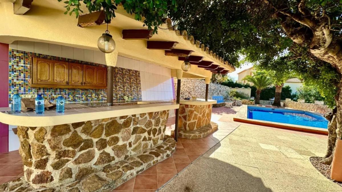 Sale of independent chalet in Manzanera-Tosal, Calpe
 photo 5