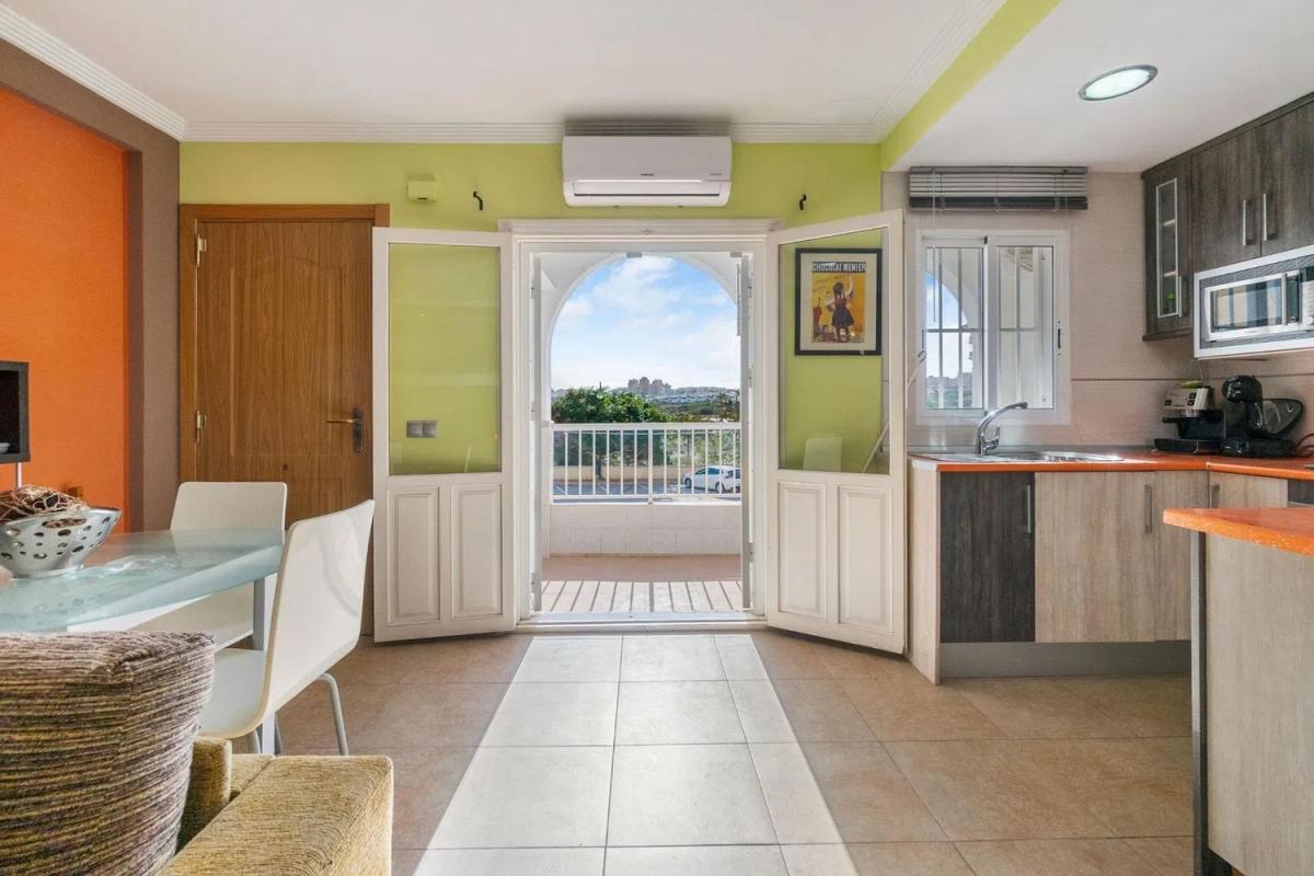 Venta de piso en Barrio Los Europeos, Torrevieja
 photo 5