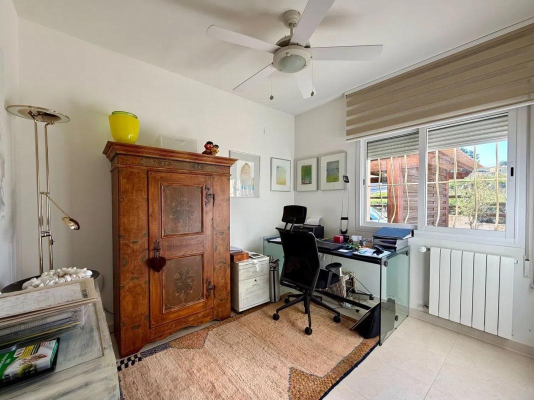 Properties for sale and rent in Spain photo 5