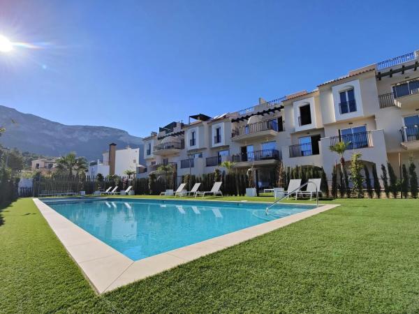 Piso en venta en El Montgó, Denia photo 1