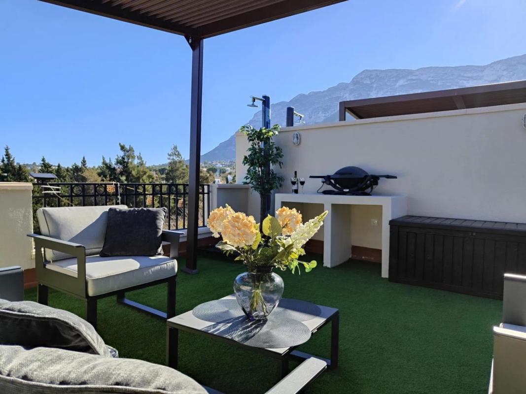 Sale of apartment in El Montgó, Denia
 photo 2
