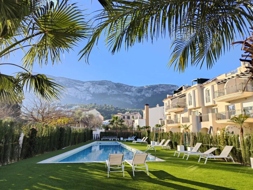 Sale of apartment in El Montgó, Denia
 photo 4