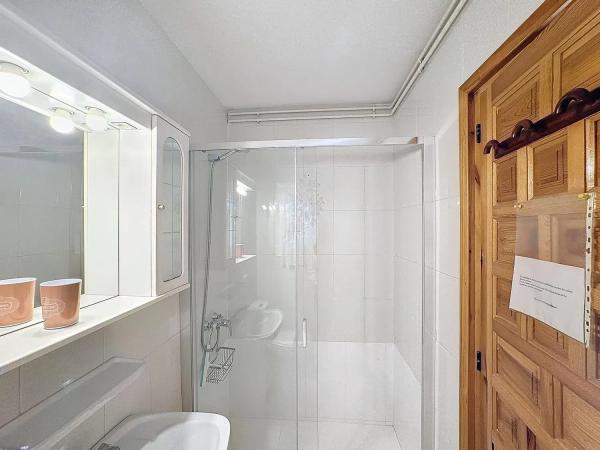Detached villa for sale in Calle Adelfas, 12, Benitachell photo 1