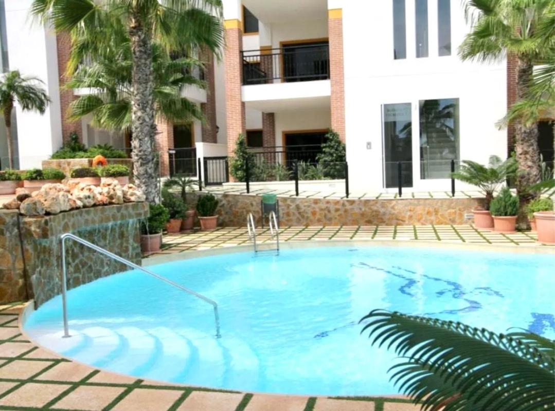 Sale of apartment in Las Viñas, Guardamar del Segura
photo 1