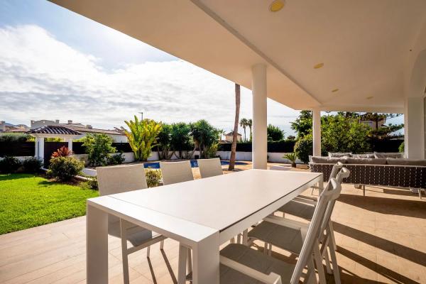 Casa independiente en calle Tenerife thumbnail 1