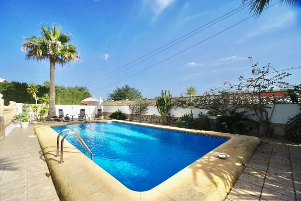 Detached villa for sale in Les Fonts, Benitachell thumbnail 2