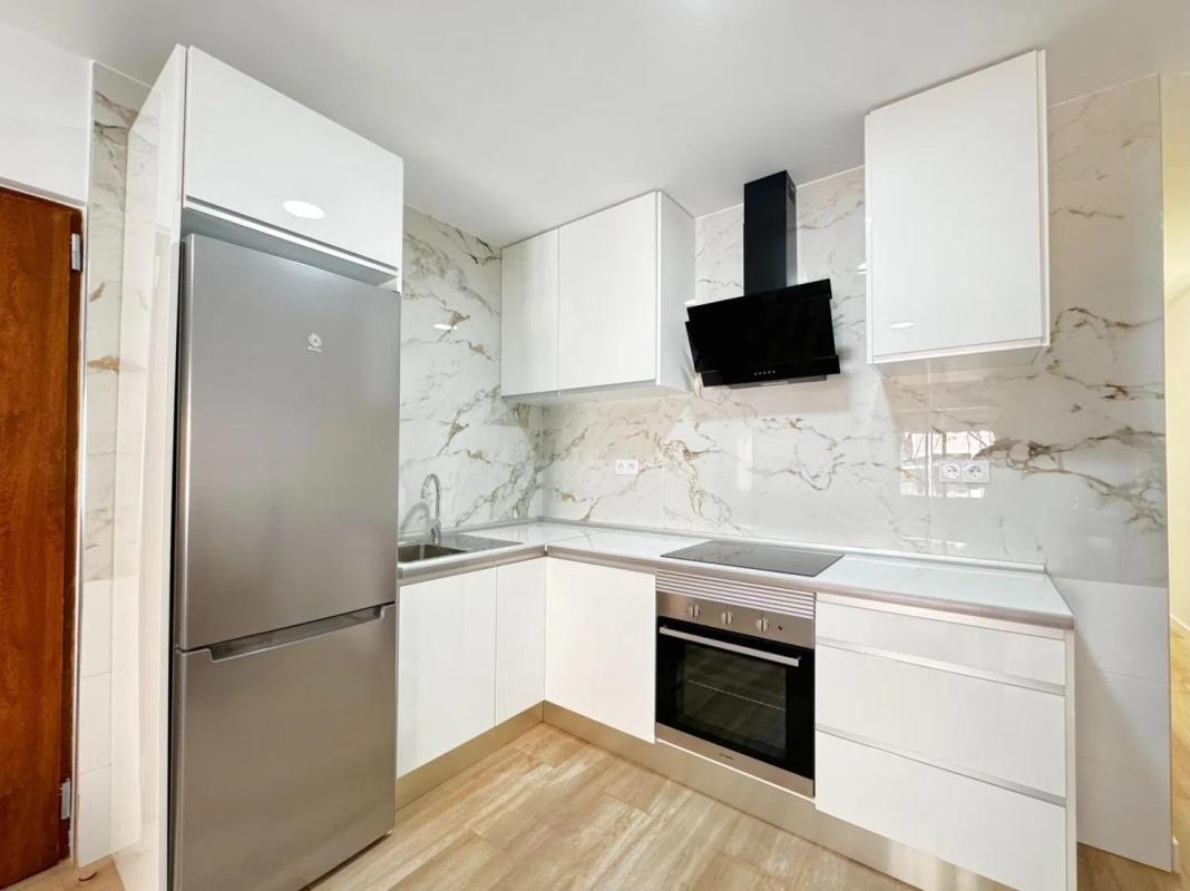 Sale of apartment in Fraternidad, Elda
photo 2