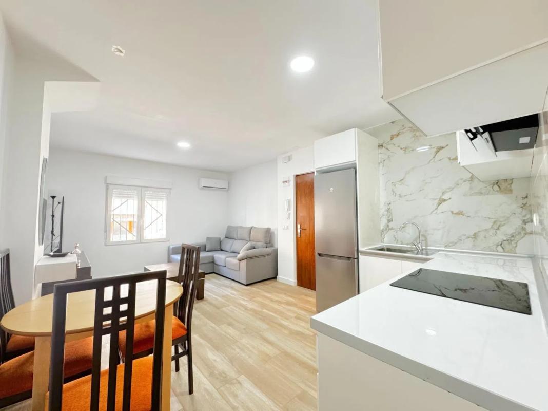 Sale of apartment in Fraternidad, Elda
photo 3