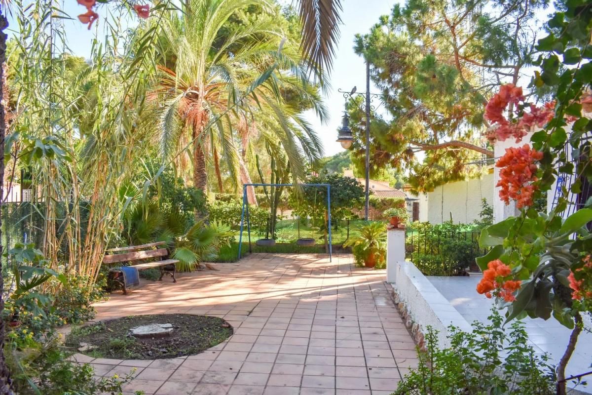 Properties for sale and rent in Spain photo 4