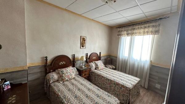 Chalet pareado photo 1
