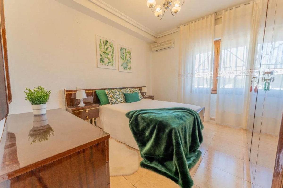 Properties for sale and rent in Spain photo 3