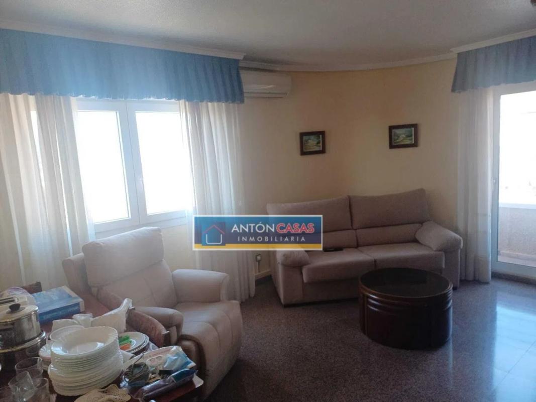 Продажа квартиры на Piso en Petrer, Петрер
photo 2