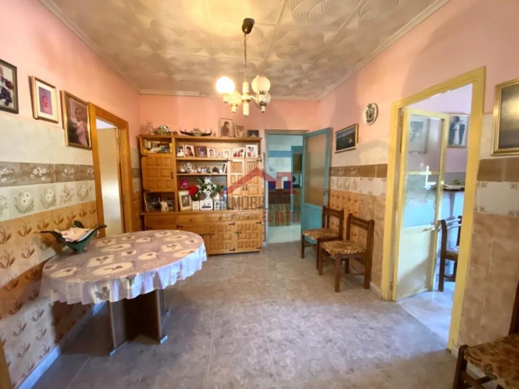 Недвижимость на продажу и в аренду в Испании photo 5