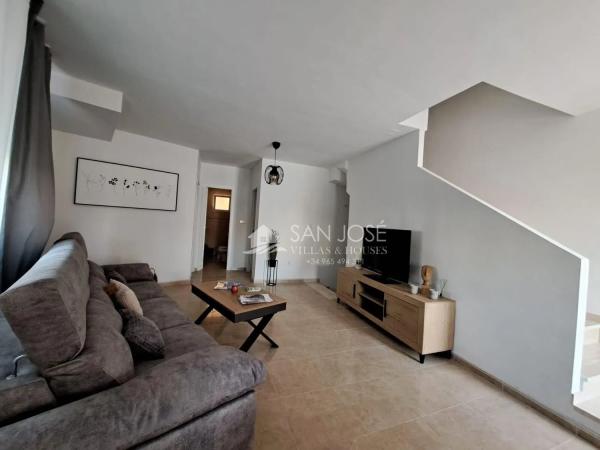 Chalet adosado photo 3