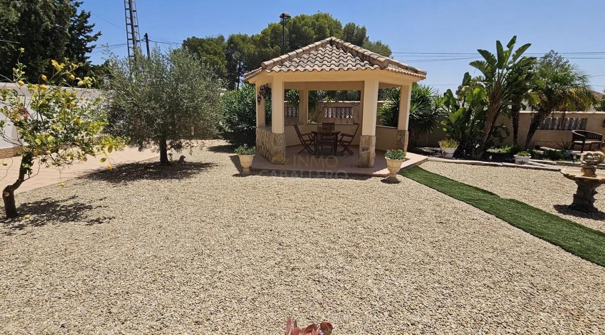 Properties for sale and rent in Spain photo 5