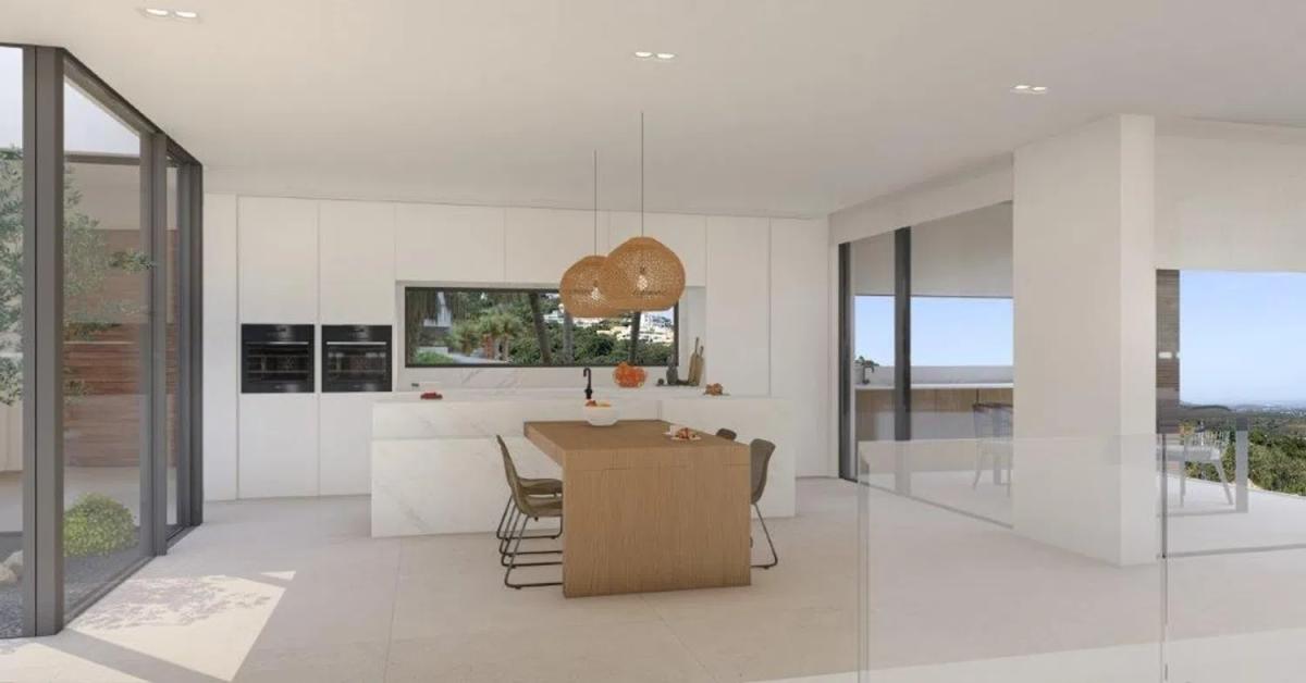New construction Villa independiente Los Monteros in Marbella photo 1