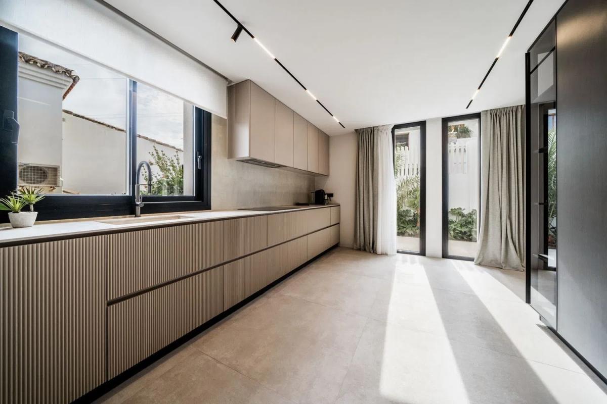 New construction Villa Flora in Manilva photo 2
