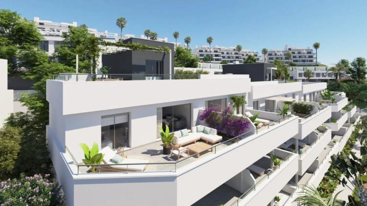 Sprzedaż niezależnego domku jednorodzinnego w Calle Islas Bermudas s/n, Estepona photo 4