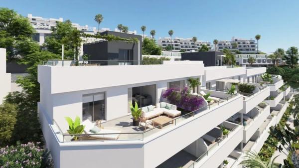 Chalet independiente en venta en  Calle Islas Bermudas s/n, Estepona photo 4