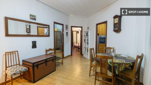 Piso en alquiler en , València photo 3